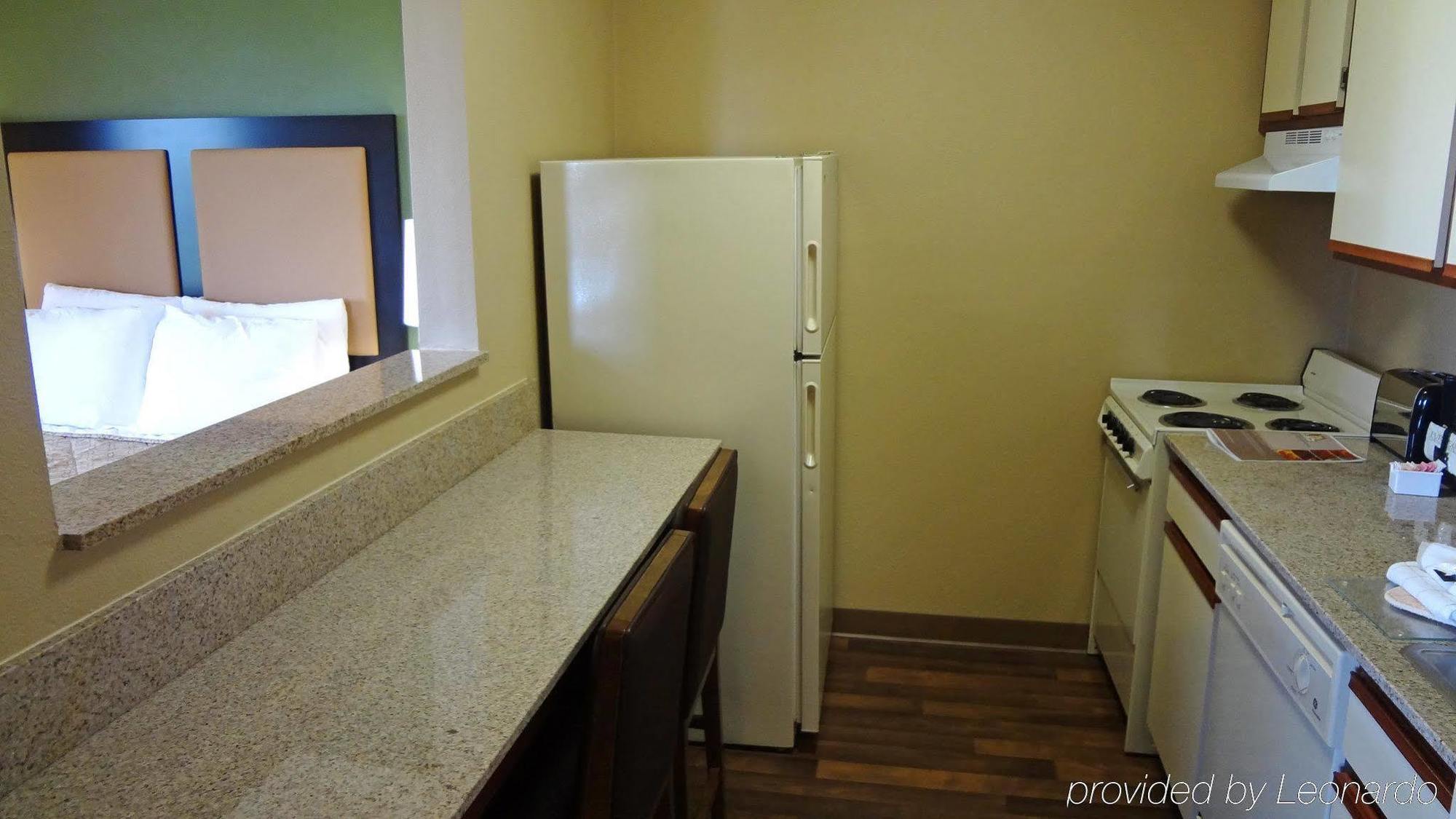 Extended Stay America Suites - Houston - Westchase - Westheimer Екстер'єр фото